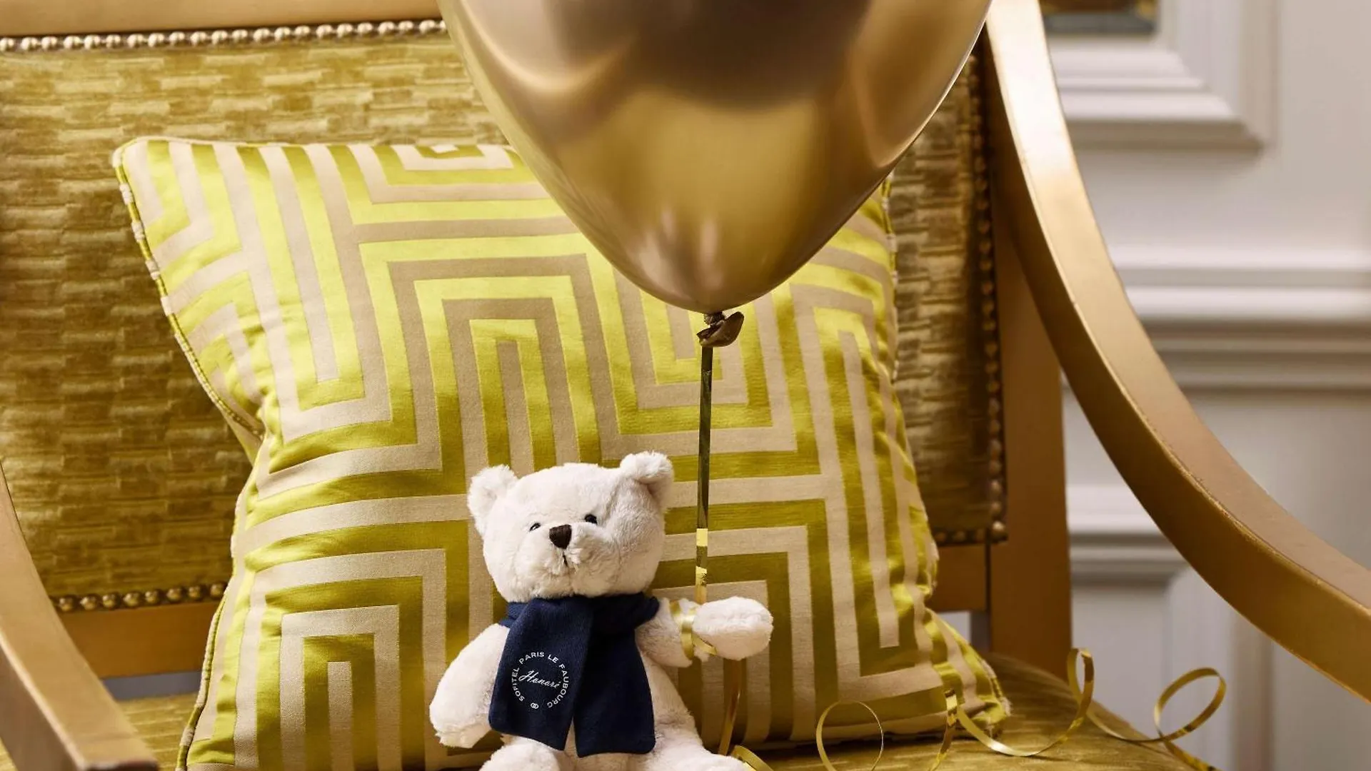 Sofitel Le Faubourg Hotell 5*